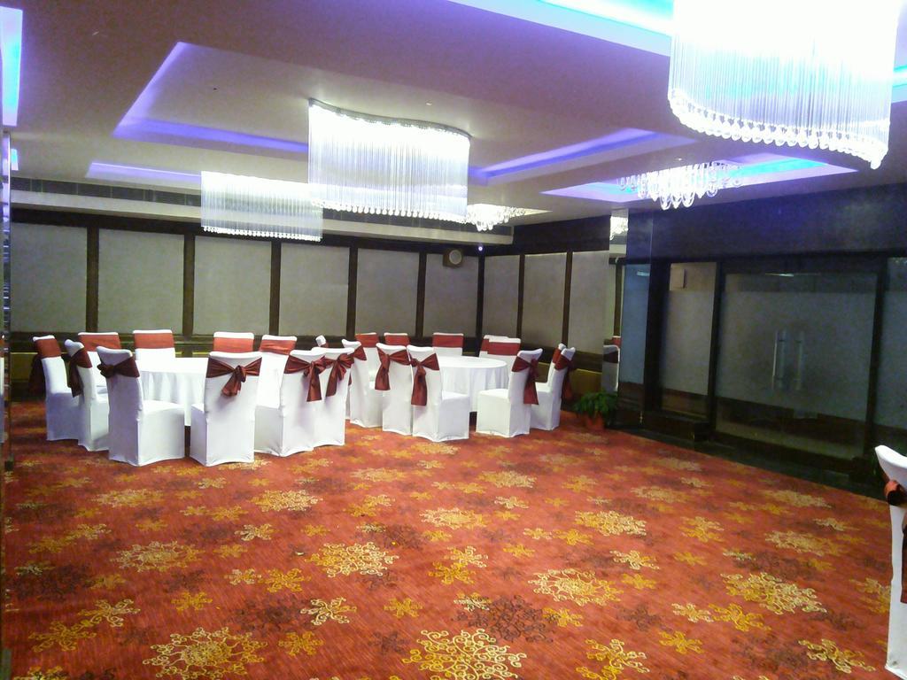 Hotel Saurabh Candy By Peppermint Haldwāni Exterior foto