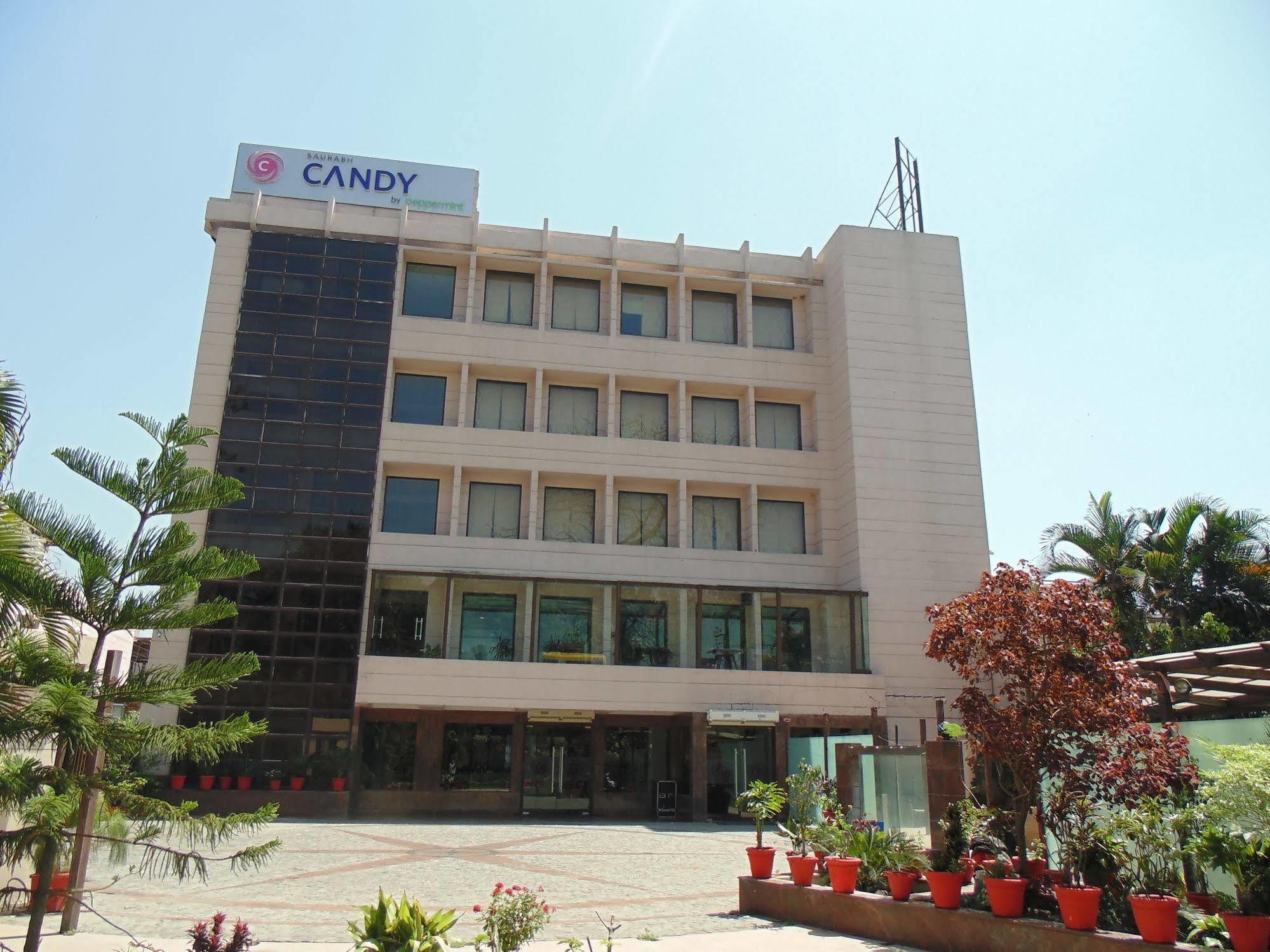 Hotel Saurabh Candy By Peppermint Haldwāni Exterior foto